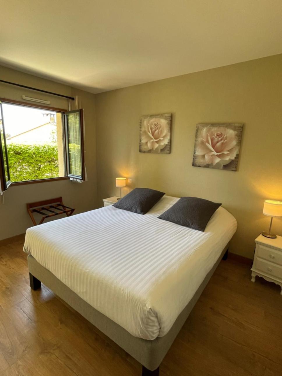 Hotel Le Mas Del Pechs - Chambres Avec Terrasse Sarlat-la-Caneda Bagian luar foto